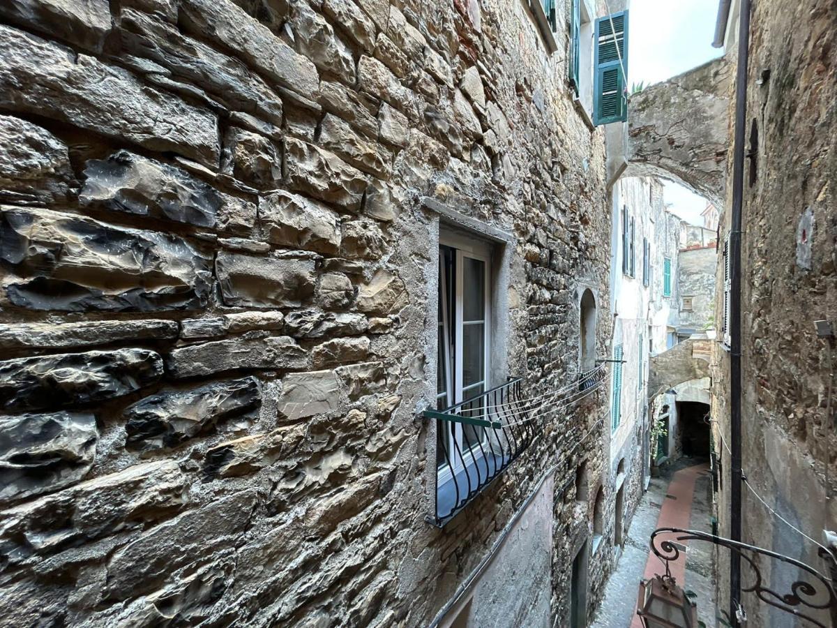 La Finestra Sul Borgo Bed and Breakfast Cervo Εξωτερικό φωτογραφία