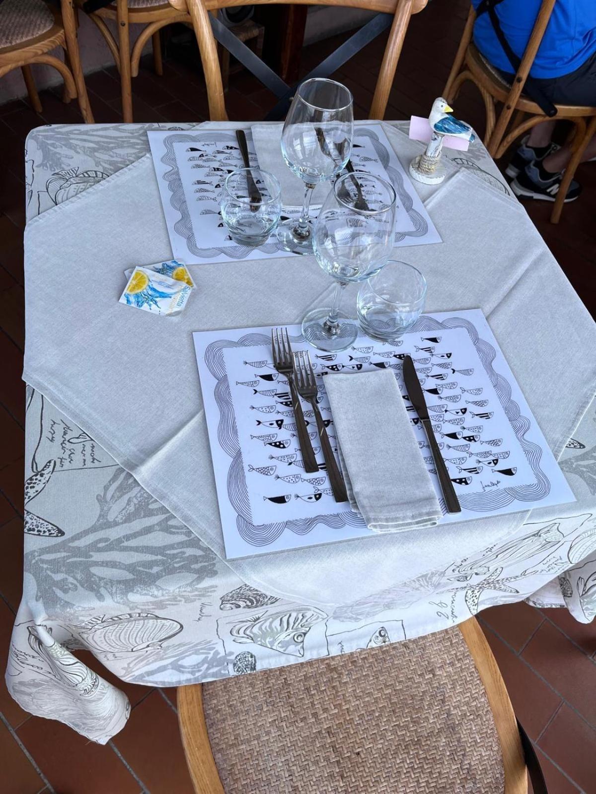 La Finestra Sul Borgo Bed and Breakfast Cervo Εξωτερικό φωτογραφία