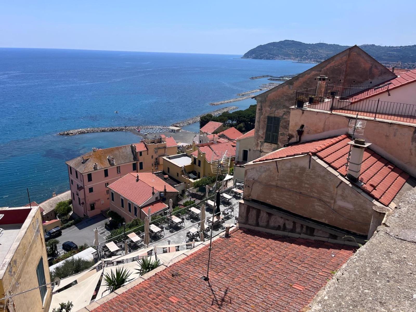 La Finestra Sul Borgo Bed and Breakfast Cervo Εξωτερικό φωτογραφία